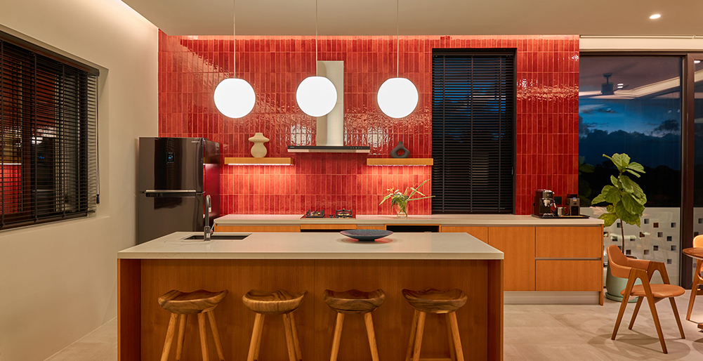 Casa Alma - Encanto - Kitchen Night