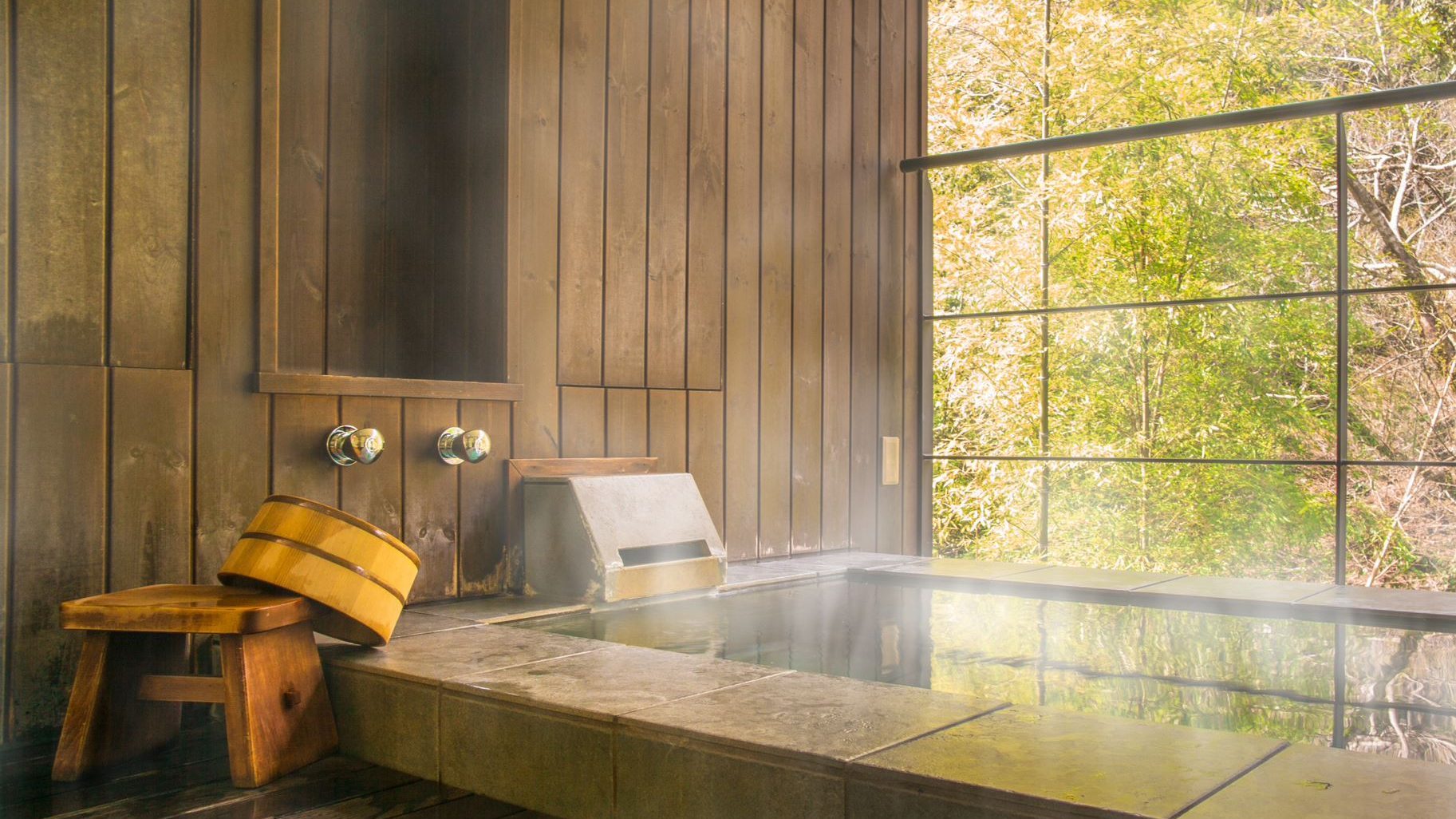 Onsen Etiquette 101 – What to Do & What Not to Do